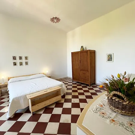 Il Sentiero Apartment *